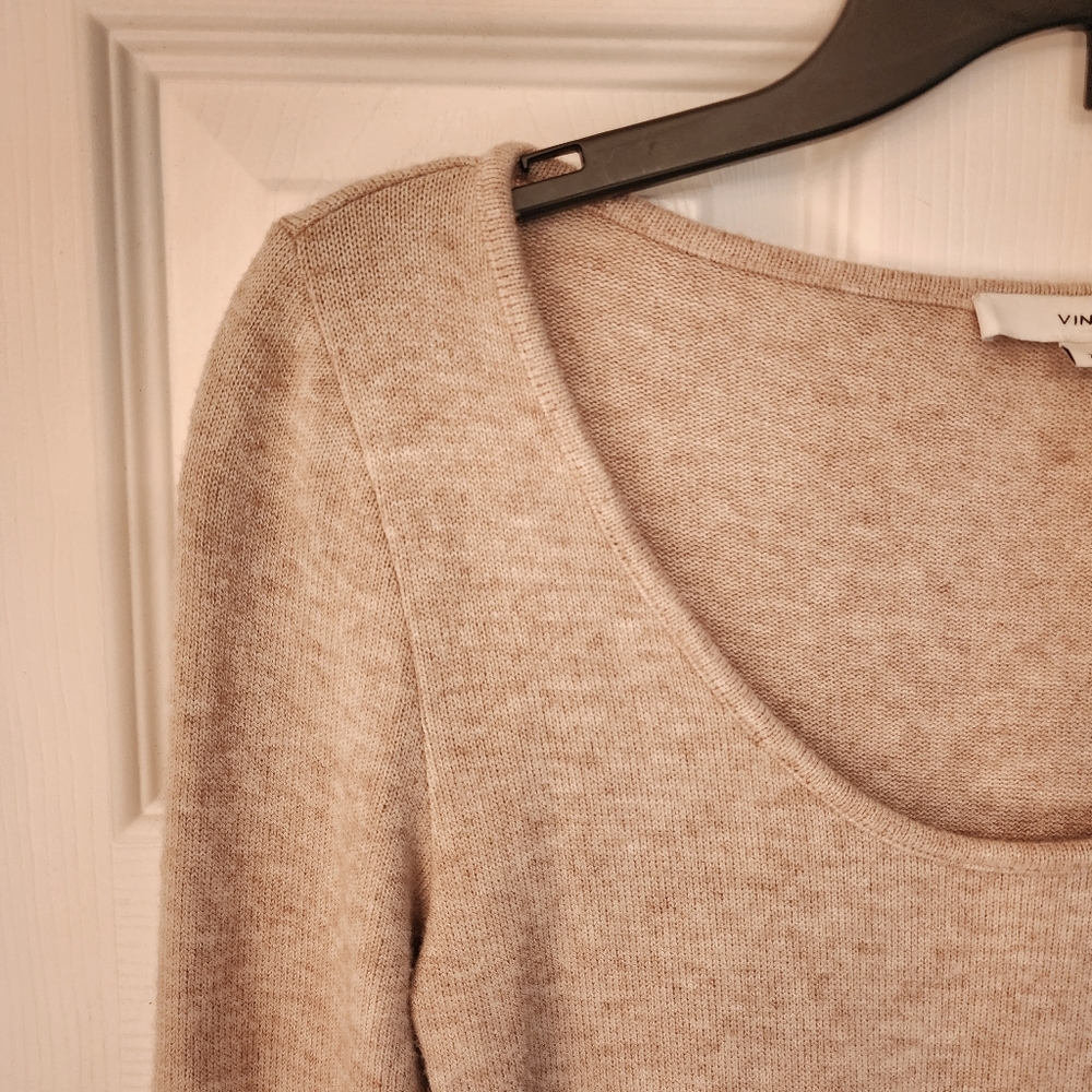 VINCE Open Scoop Neck Long Sleeve Pullover Top In Sand Shell Brown Size XS - Picture 5 of 13